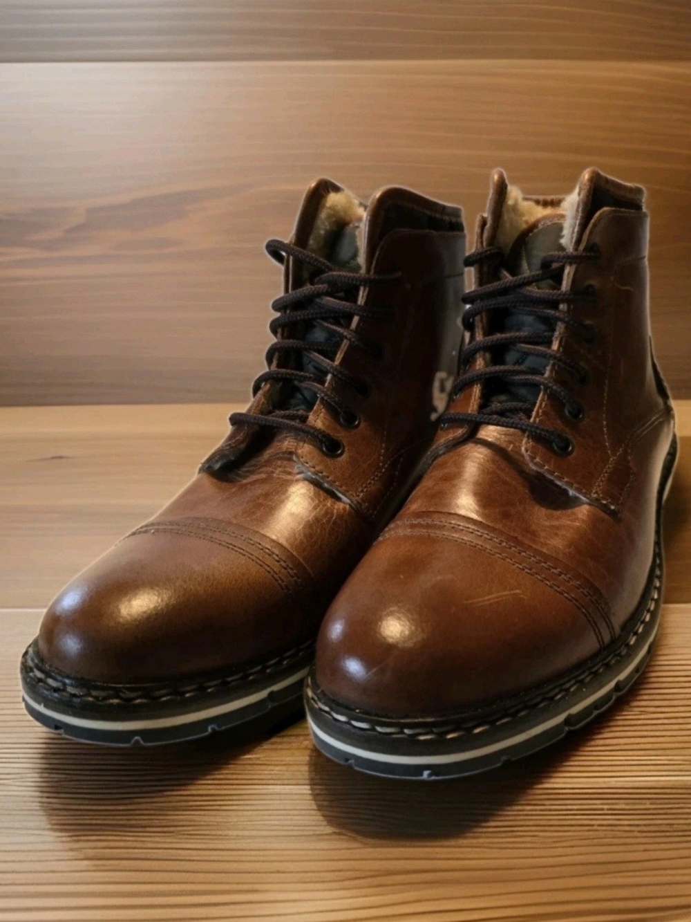 Men's Brown Leather Lace-Up Boots